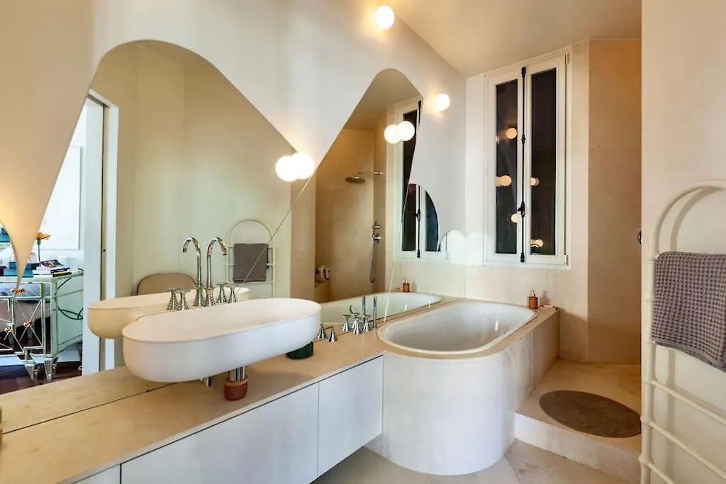 Apartment Lux Art Deco, Voltaire
