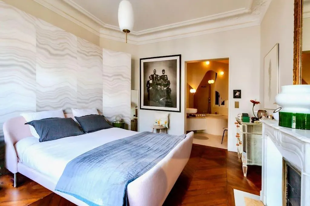 Lux Art Deco, Voltaire Daire Paris